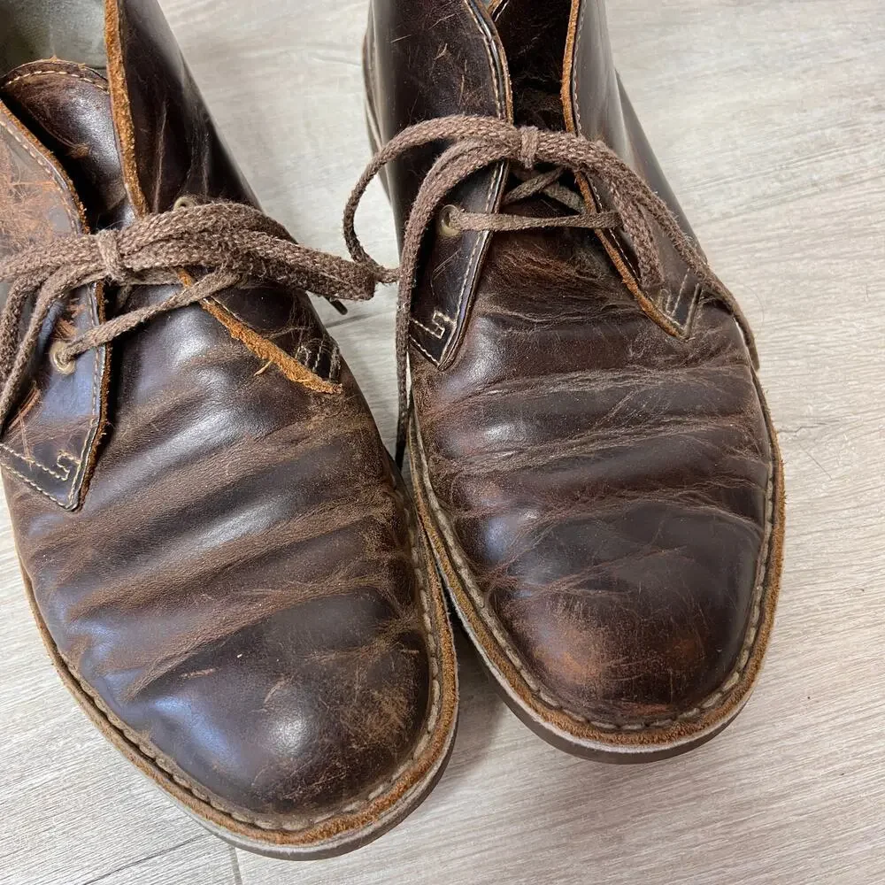 Clarks Shoes Mens Size US 9M / EU 42 Bushacre 2 Chukka Boots in Brown Leather